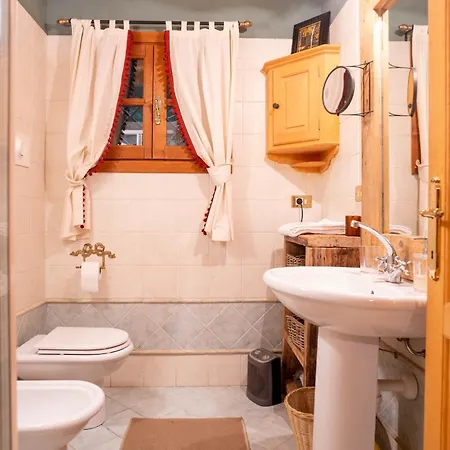 La Casa Di Francesco - Vicino Alle Piste Da Sci Pezzo